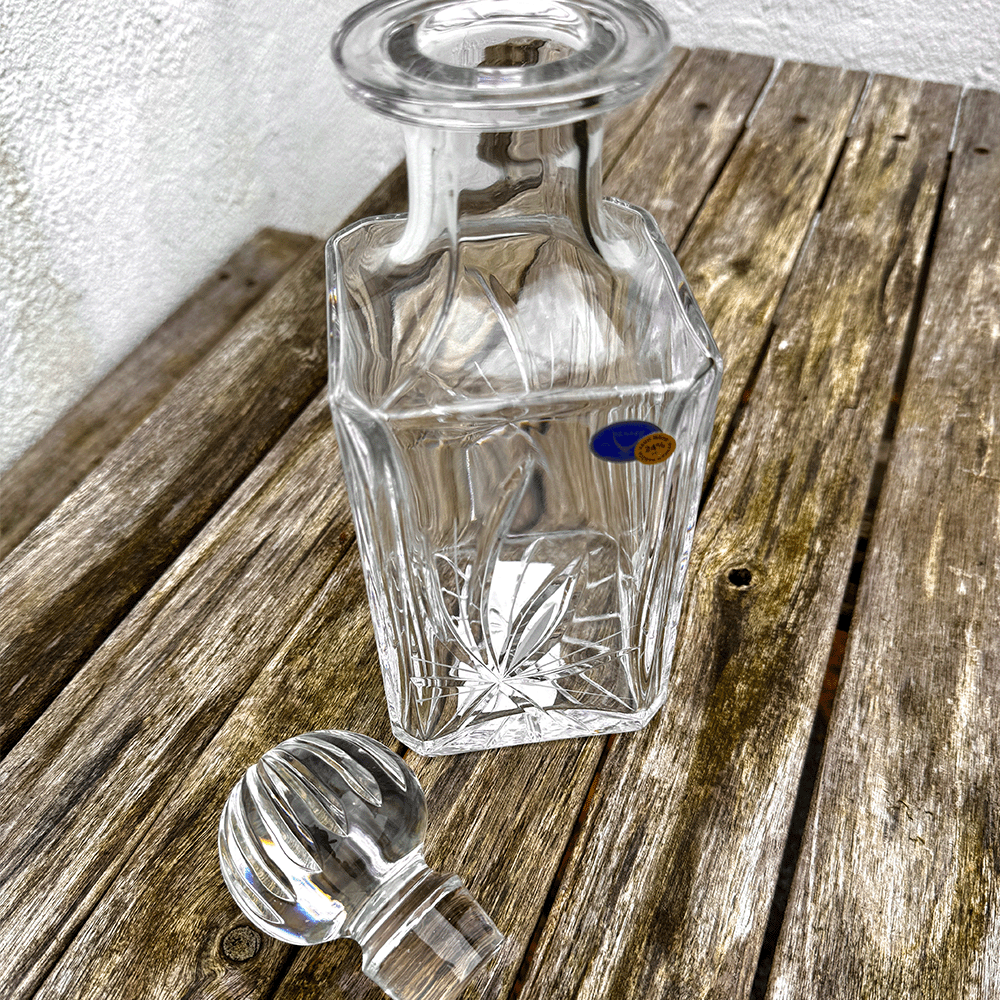 Håndlaget krystall KARAFFEL Firkantet Nordic Rose